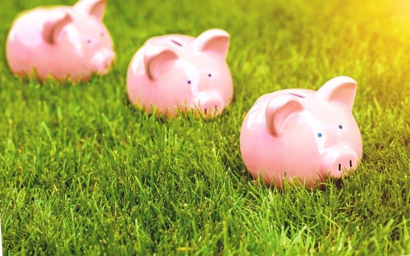 How to Save Money and Still Have Fun While RV Camping